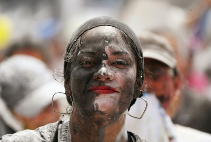 El Carnaval de Negros y Blancos reúne cada año a miles de juerguistas en Pasto, Colombia