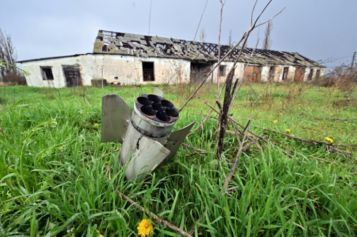 Las fuerzas rusas han sido expulsadas del área alrededor de Mykolaiv, pero las ciudades de Ucrania siguen siendo objeto de ataques con misiles y aviones no tripulados.