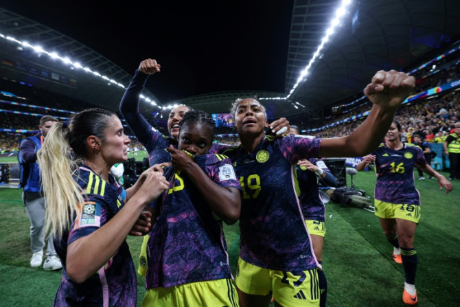 La delantera de Colombia Linda Caicedo celebra marcar el primer gol de su equipo