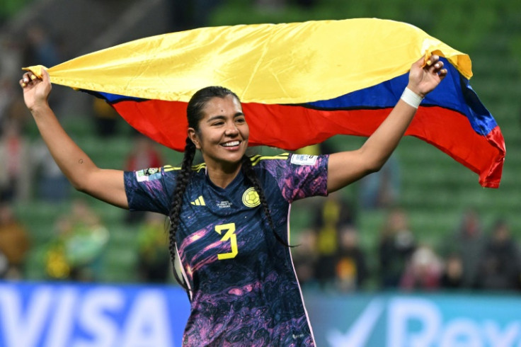 La defensa de Colombia Daniela Arias celebra la victoria sobre Jamaica