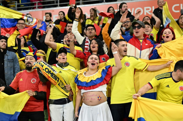 Una multitud procolombiana entró en un delirio ensordecedor cuando su equipo anotó el único gol del partido