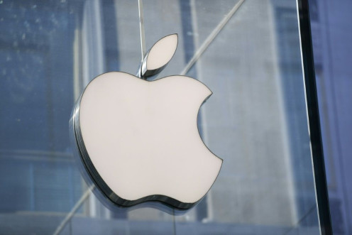 El logo de la compañía Apple, que prevé vincular sus bonos ejecutivos a valores sociales y medioambientales