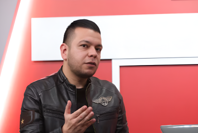 El senador Jota Pe Hernández lanzó la propuesta.